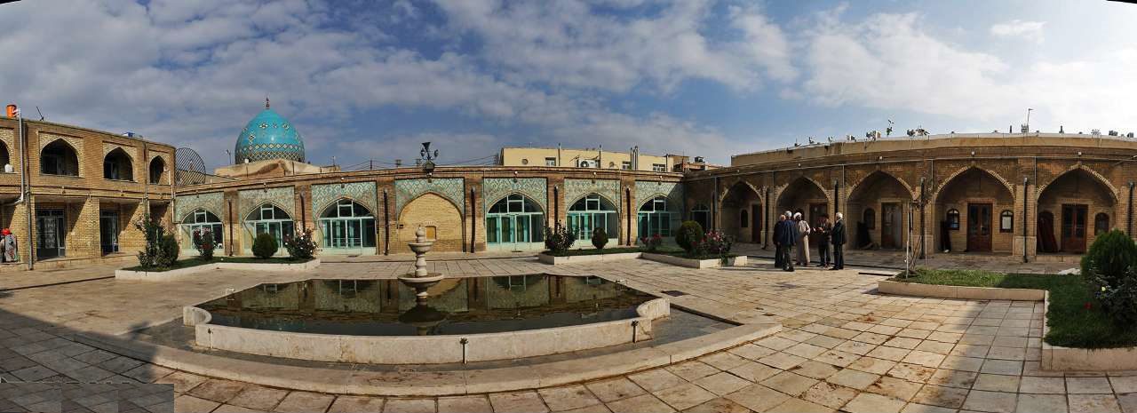 مسجد و مدرسه چهل ستون زنجان