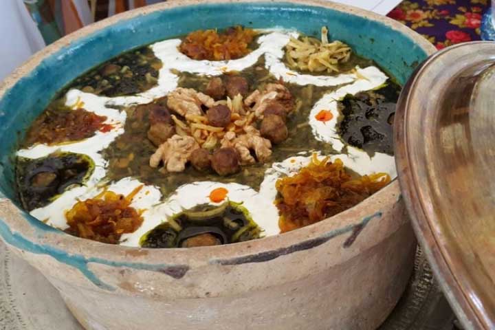 حساء ترش