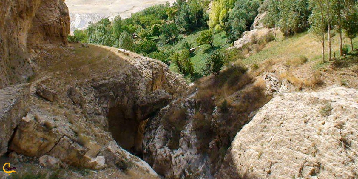 تصویری از تخت جن زنجان