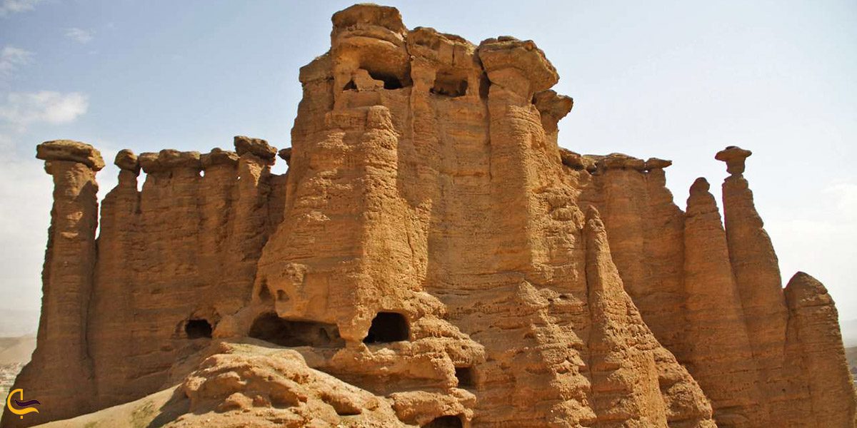 تصویری از قلعه بهستان