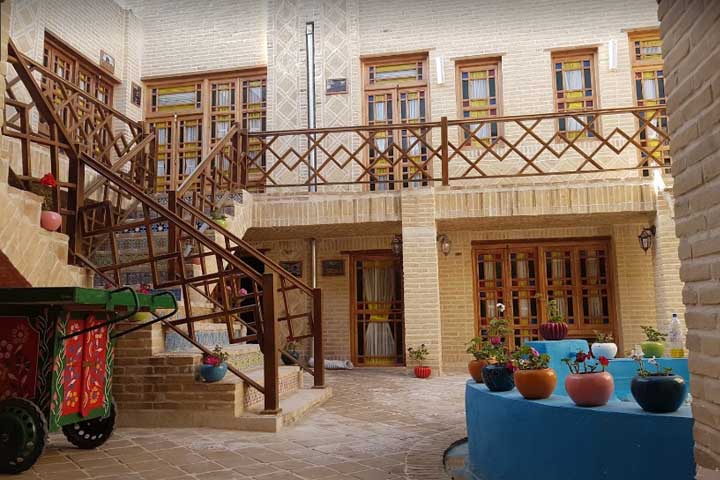 اقامتگاه سنتی ددمان