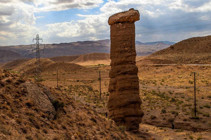 دودکش جن | جاهای دیدنی زنجان