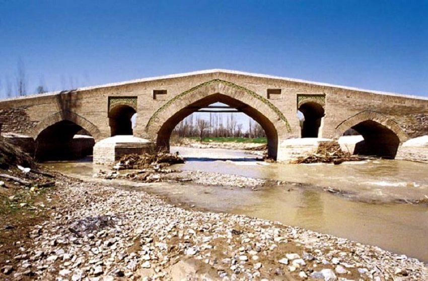 پل سردار از جاذبه های زنجان