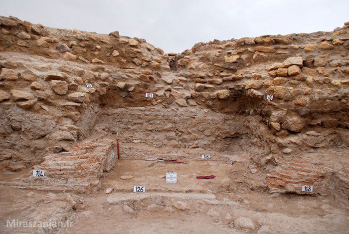 تپه نور سلطانیه
