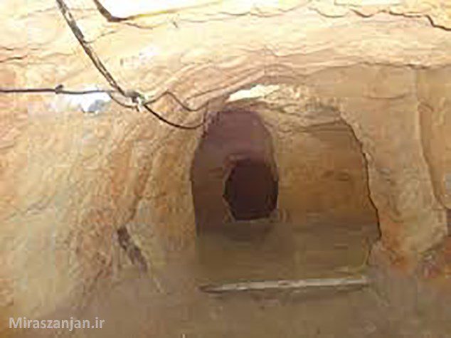 دستکند تاریخی دژمنده (دژمنده خویین) ایجرود