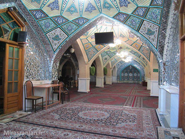 1764929510 702 مسجد زینبیه س اعظم زنجان