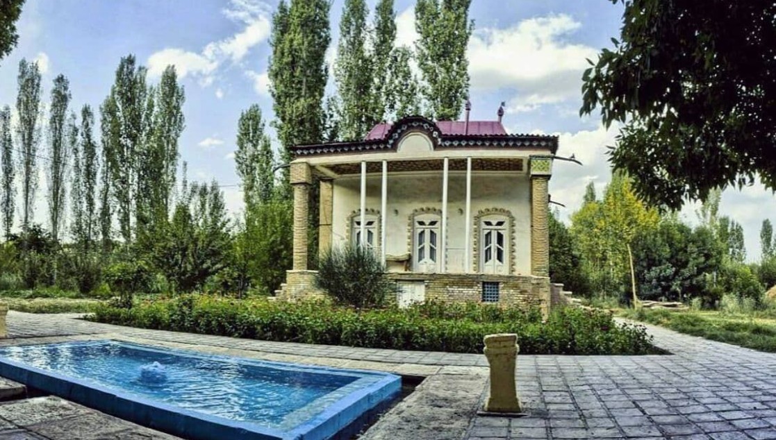 خانه باغ معین زنجان
