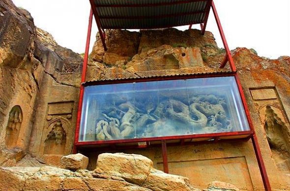 معبد اژدها داش کسن زنجان